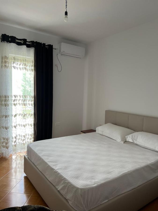 Rooms For Rent Habipi Vlore Exterior photo
